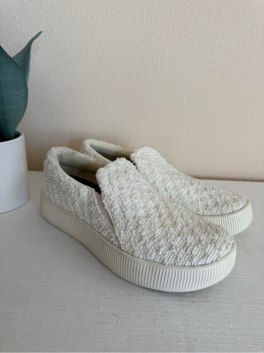 New ALLBIRDS Ivory Bouclé Slip-On Platform Casual Sneakers